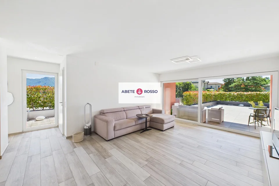 Splendido attico di 4.5 locali con ampia terrazza e finiture moderne. – Foto 11 von 29