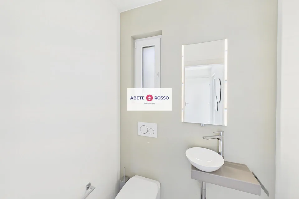 Splendido attico di 4.5 locali con ampia terrazza e finiture moderne. – Foto 14 von 29