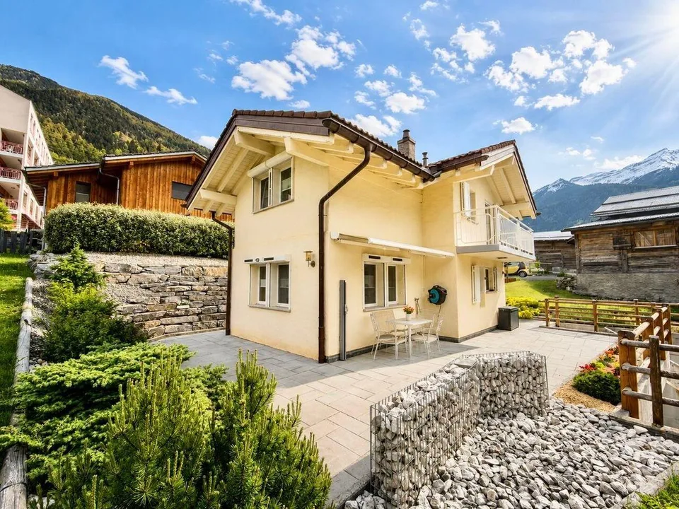 MAGNIFIQUE MAISON ALLIANT CHARME, CONFORT ET CADRE ALPIN PRIVILÉGIÉ