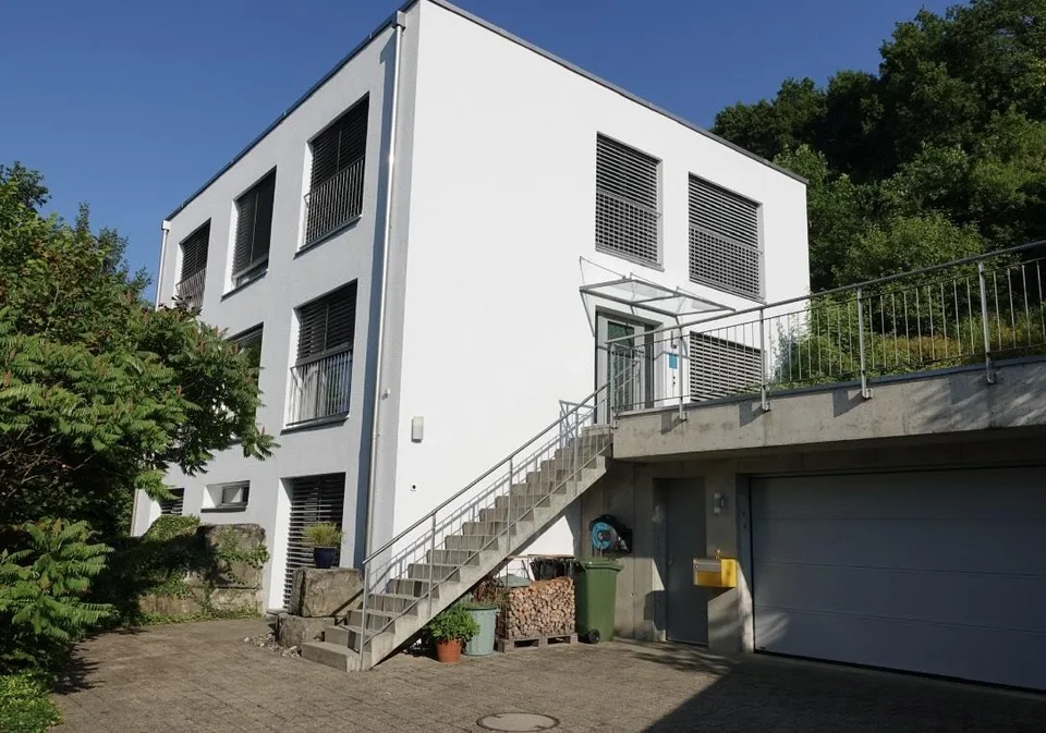 Ihr neues Familienparadies - Grosszügiges EFH mit Einliegerwohnung