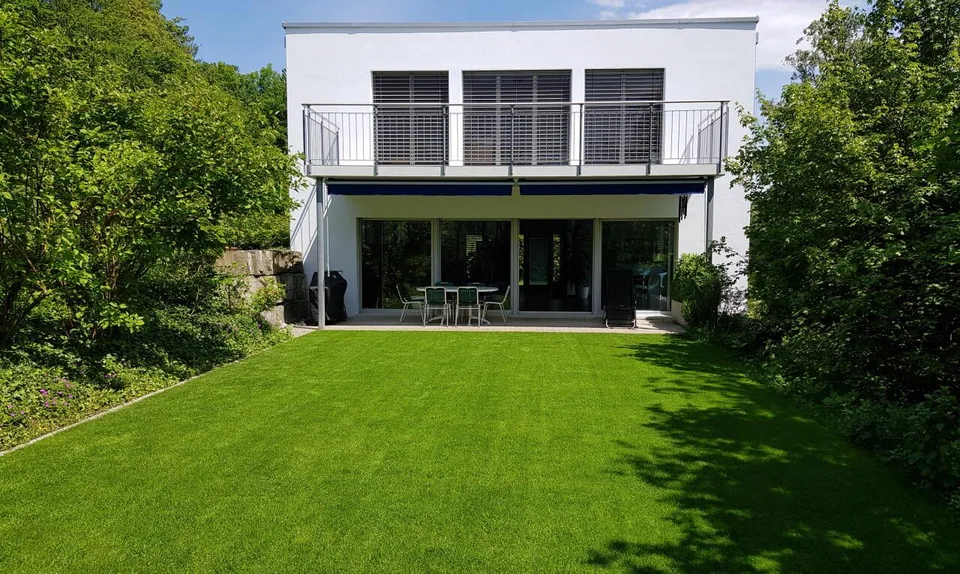 Ihr neues Familienparadies - Grosszügiges EFH mit Einliegerwohnung