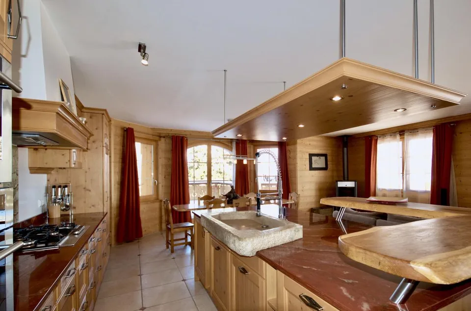 3,5 pièces | Rez-de-chaussée | ~122 m² | Terrasse & Jardin | Vue pa...