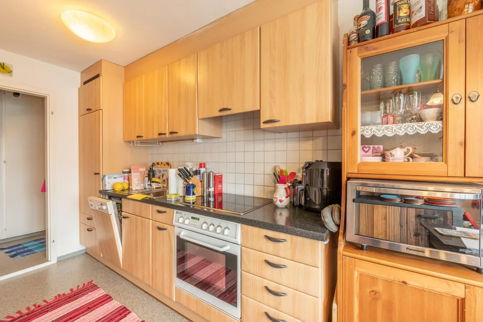 Lichtdurchflutete Wohnung in Zentrumsnähe