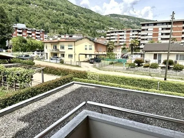2-Zimmer-Wohnung im 1. OG sehr zentral, ruhig, sonnig mit schöner A... – photo 17 sur 19