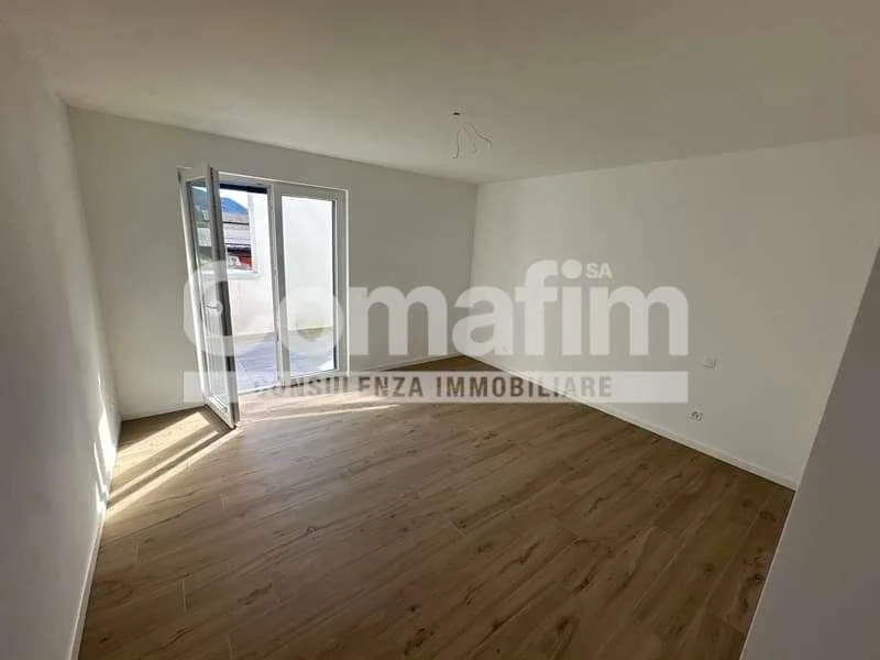 Vendita elegante Villa 5.5 Locali a Bioggio – Foto 9 von 13