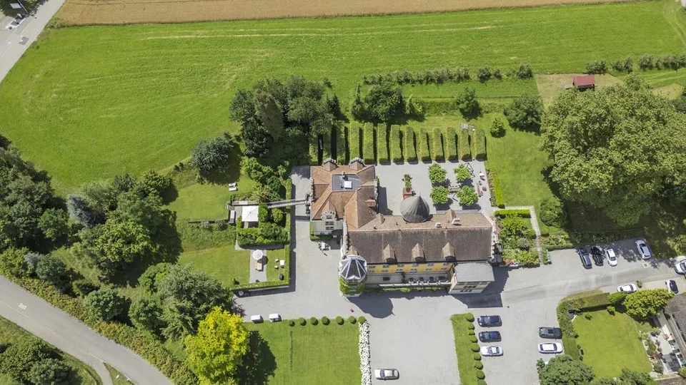 Für Visionäre, Private und Unternehmer aus der Schweiz und dem Ausland