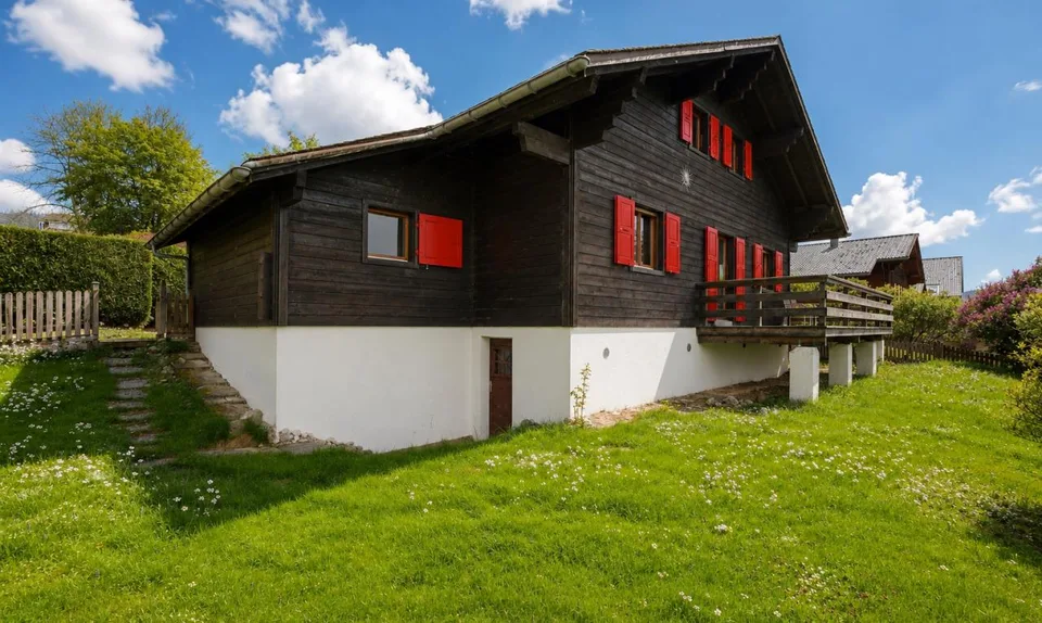 Die Brücke: Wunderschönes individuelles Chalet mit Blick auf den Joux-See