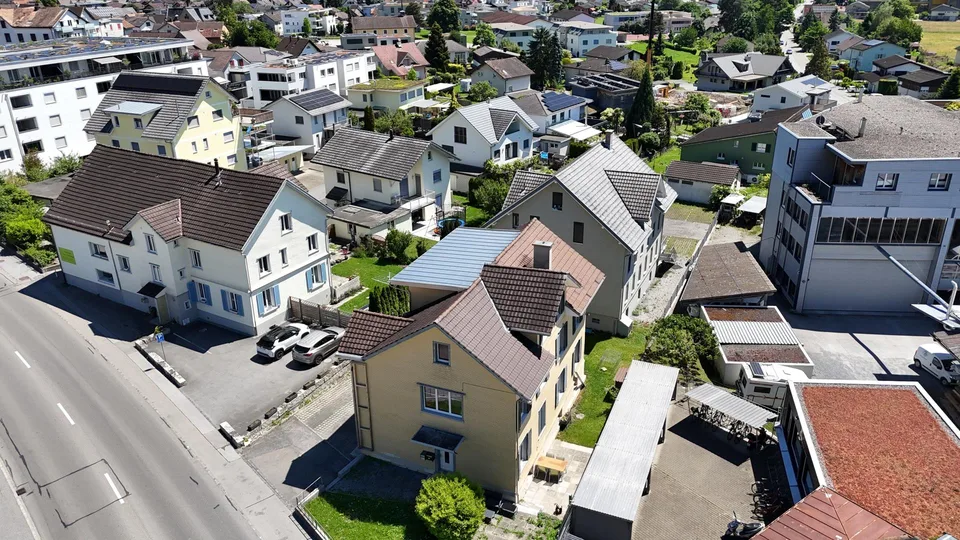 Zwei vollvermietete Mehrfamilienhäuser in Rebstein