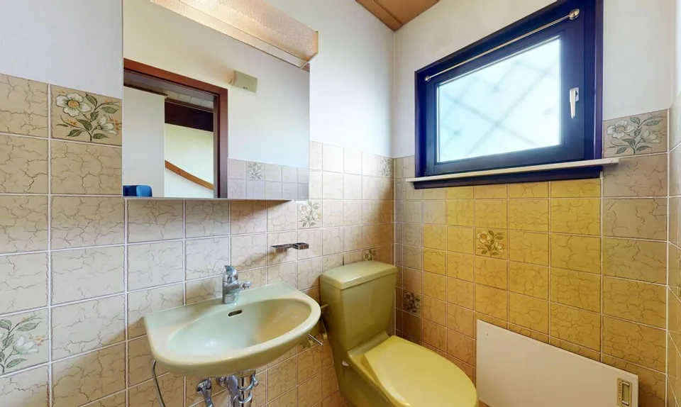 Maison de 6 pièces attrayante dans un quartier calme, en hauteur – photo 9 sur 22