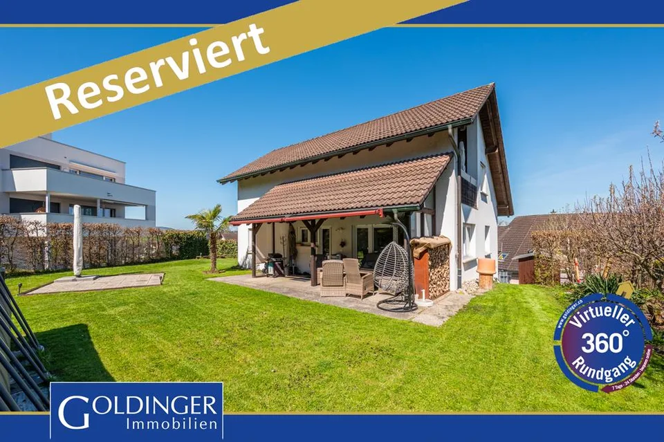 Familienglück mit gemütlichem Garten