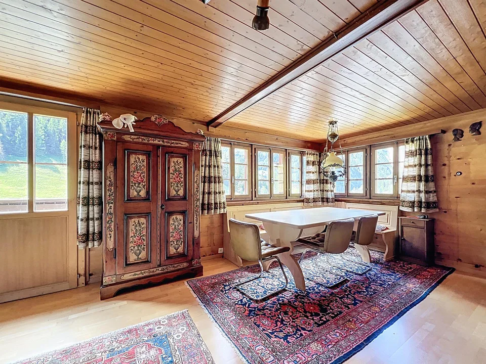 Charmantes Chalet über den Dächern von Binn