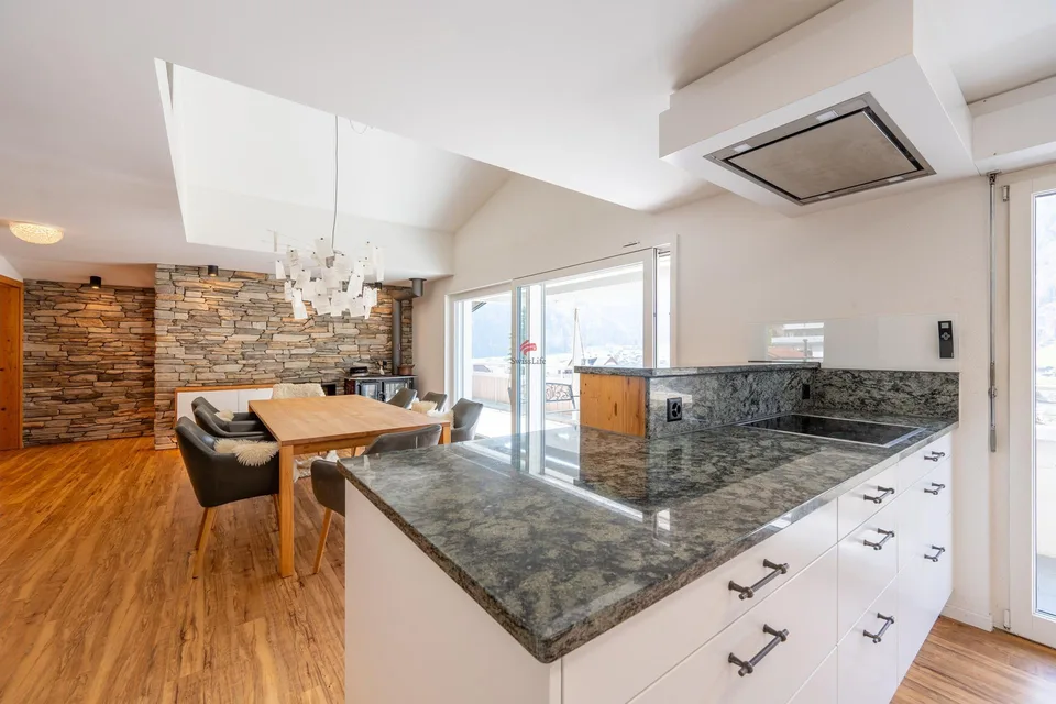 Renoviertes Maisonette-Zuhause mit Seeblick! – Foto 6 von 12