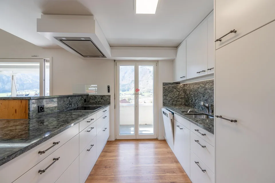 Renoviertes Maisonette-Zuhause mit Seeblick! – Foto 9 von 12