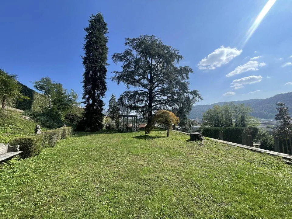 Stupenda Villa d'epoca ristrutturata con terreno edificabile – Foto 17 von 18