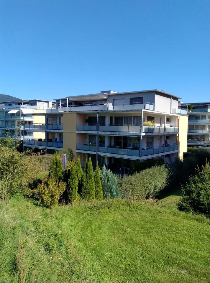 Exklusive 4.5 Zi.-Wohnung mit grosser Terrasse – foto 10 di 11