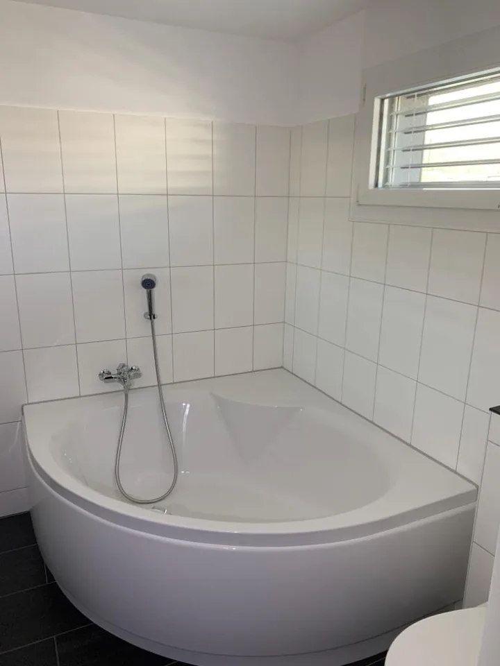 Exklusive 4.5 Zi.-Wohnung mit grosser Terrasse – foto 7 di 11