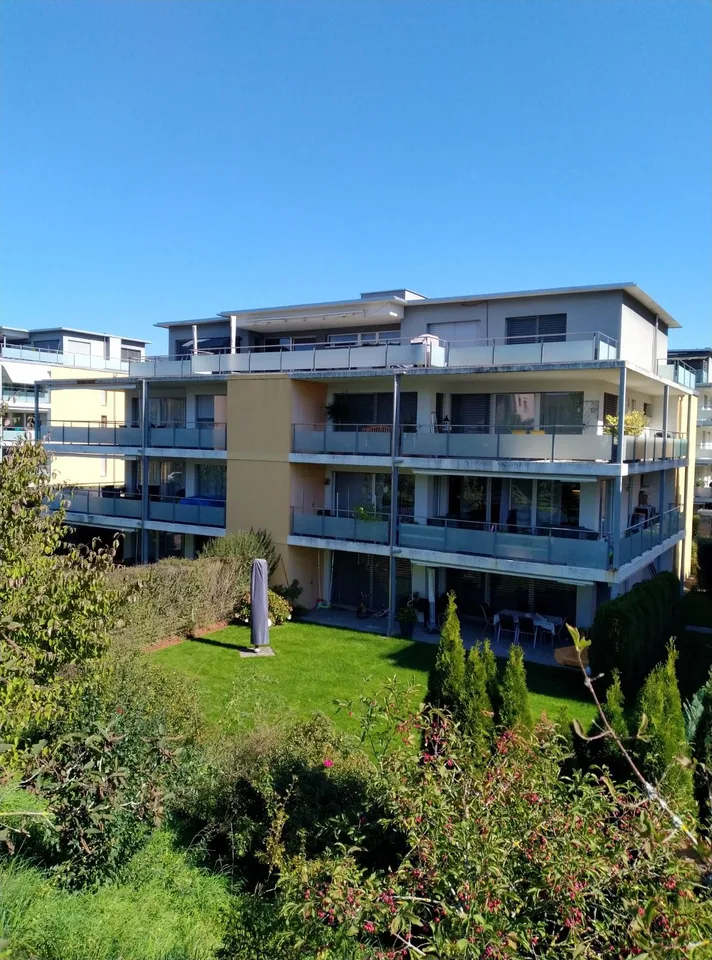 Exklusive 4.5 Zi.-Wohnung mit grosser Terrasse – foto 9 di 11