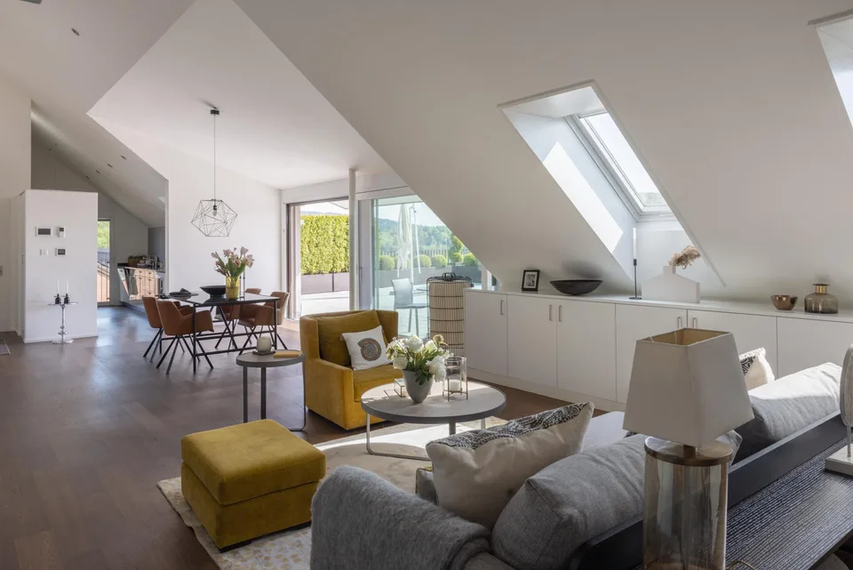 5½-Zimmer Attikawohnung mit exklusiver Weitsicht