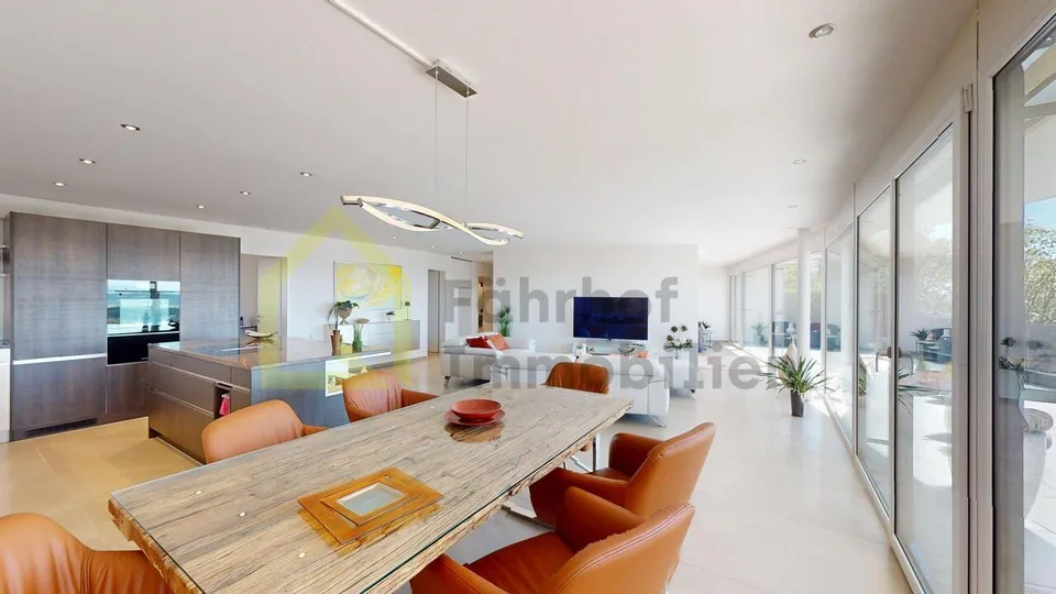 Exklusive Attikawohnung mit atemberaubender Panoramasicht