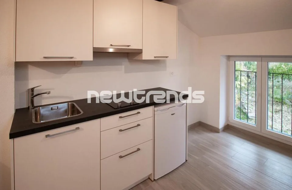 Ponte Tresa: komfortables Einzimmerapartment zur Zeit vermietet