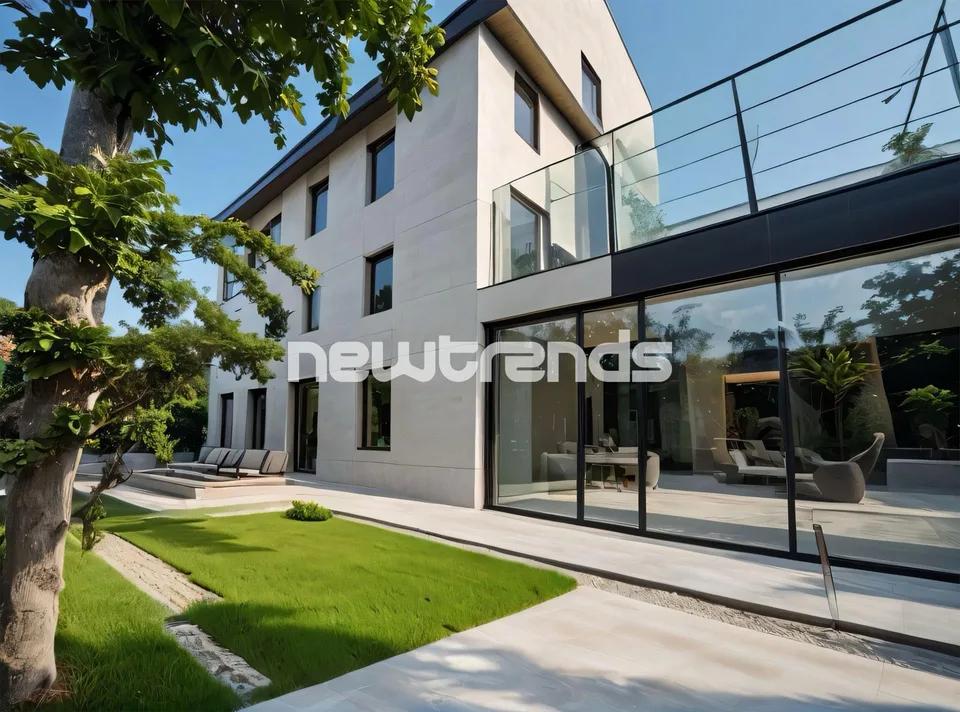 CHIASSO: VENDESI PALAZZINA DA RISTRUTTURARE