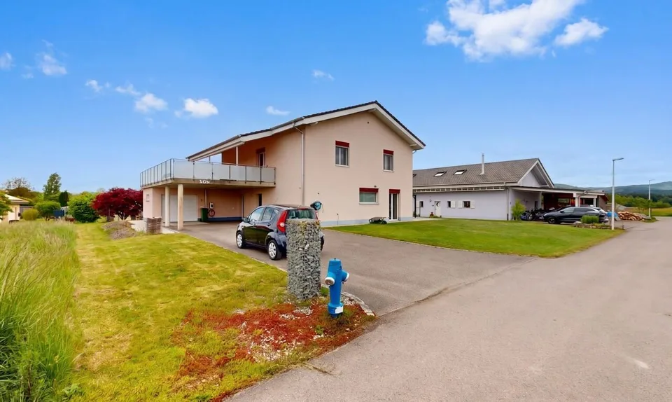 Magnifique maison familiale de 215 m² dans un cadre verdoyant à Bonfol
