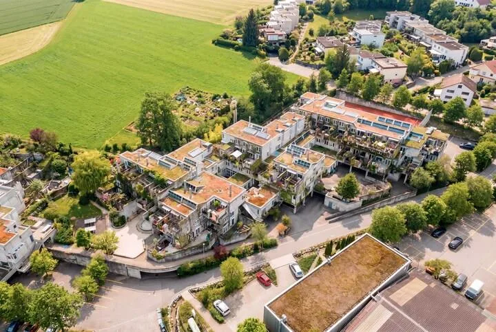 DOPPELTES POTENTIAL IM PARTERRE MIT 289 M² IN DER ATELIER 5-SIEDLUNG