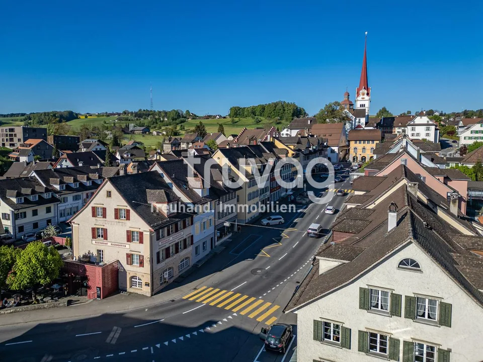 Charmantes Wohn- und Geschäftshaus