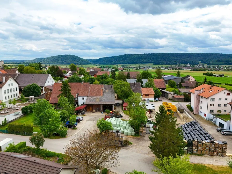 Mehrfamilienhaus inkl. Baulandreserve mit Entwicklungspotenzial