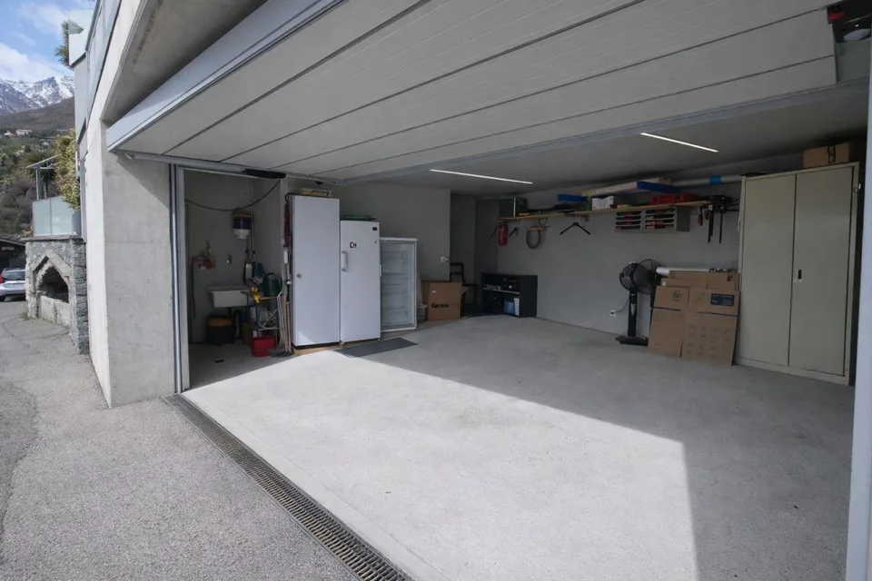 Zeitgenössische Liegenschaft mit Garage, Innenlift und spektakuläre... – Foto 25 von 27