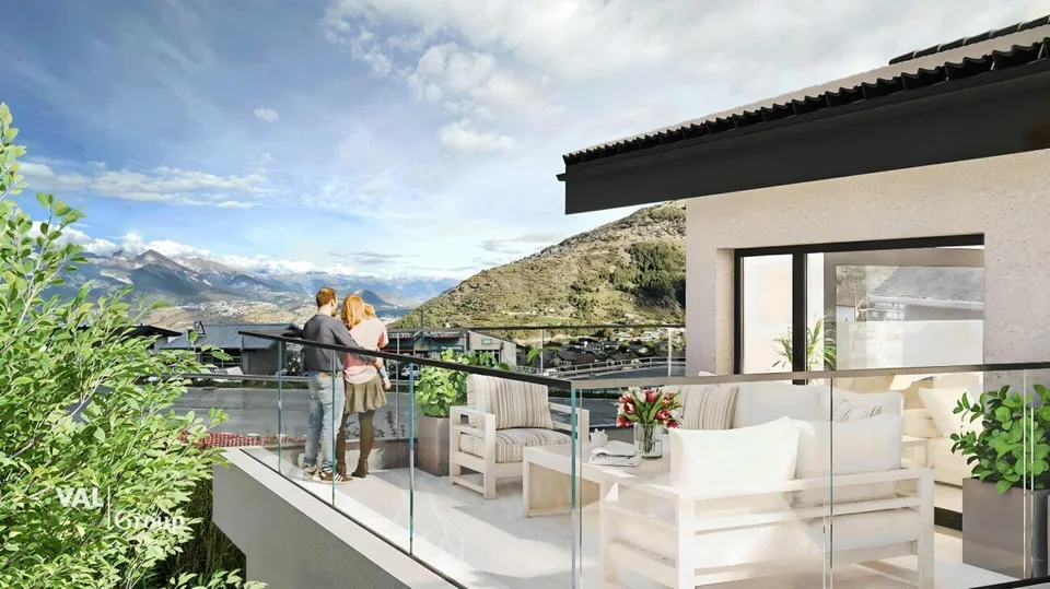 Terrain idéalement situé pour projet de 3 appartements, permis en f...