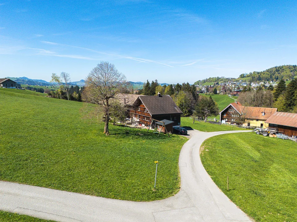Einzigartiges Bauernhaus in Teufen