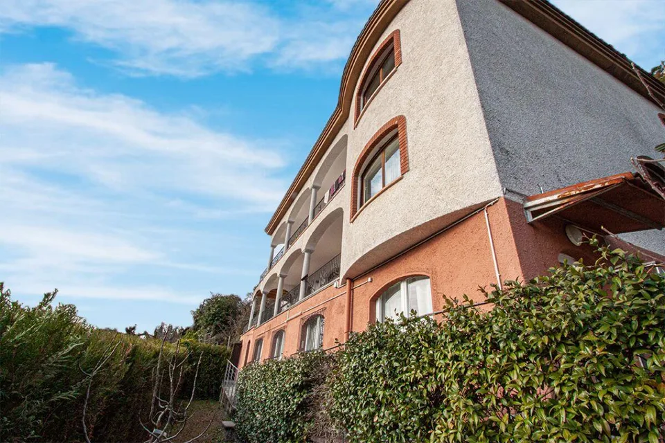 Herrliche Villa aufgeteilt in drei unabhängige Wohnungen | Splendid... – photo 12 sur 19