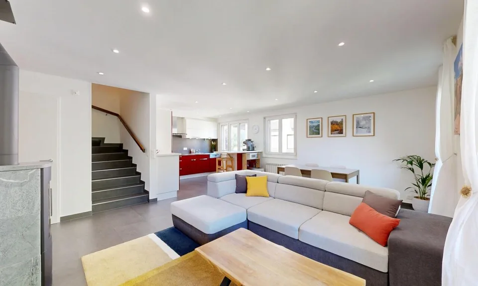 Duplex of 4.5 rooms – Elegance, light and quality of life – photo 17 of 34