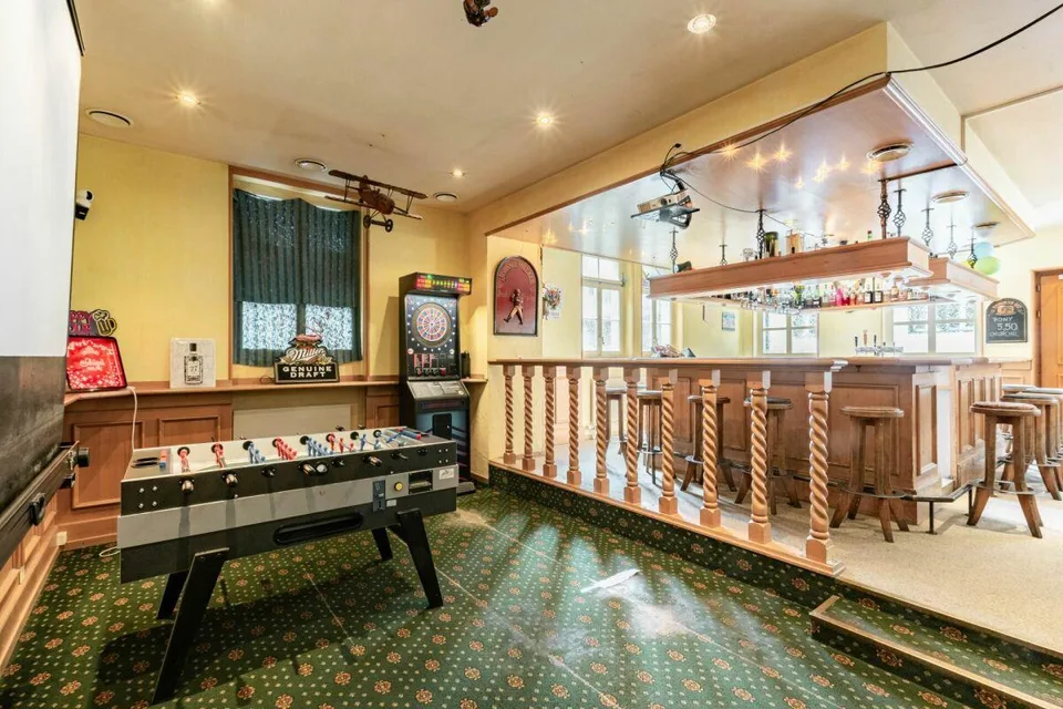 Hotel Restaurant Alpina-Ritzli mit beliebtem Pub in Innertkirchen – Foto 12 von 14