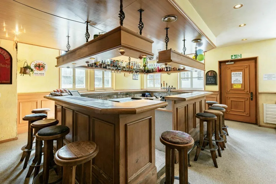 Hotel Restaurant Alpina-Ritzli mit beliebtem Pub in Innertkirchen – Foto 10 von 14
