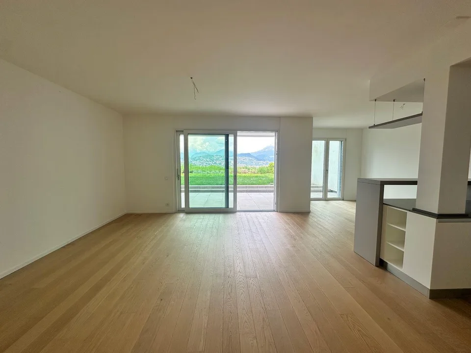 Private Lakefront Living at Emerald Living – THE VIEW Lugano | Priv...