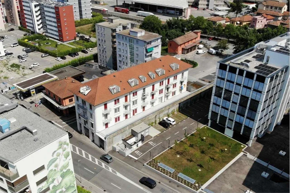 PALAZZINA A REDDITO NEL CENTRO DI CHIASSO