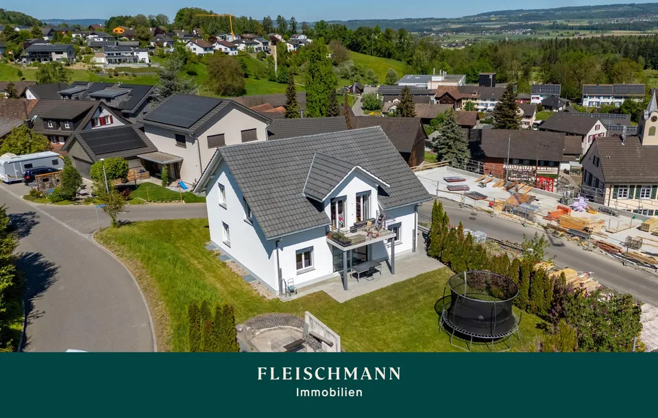 Schönes Einfamilienhaus an zentraler und ruhiger Lage