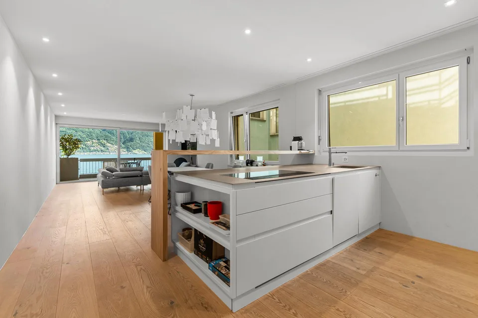 4.5 Locali direttamente sul lungo lago di Ascona – foto 11 di 22