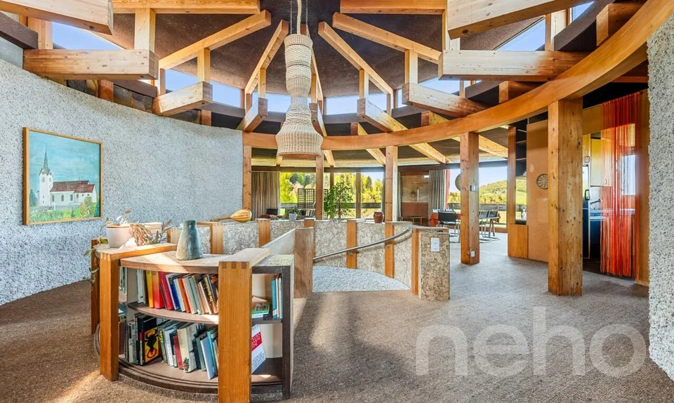 Wohnen im Rundhus. Architektur, Natur und Ruhe in Neuheim