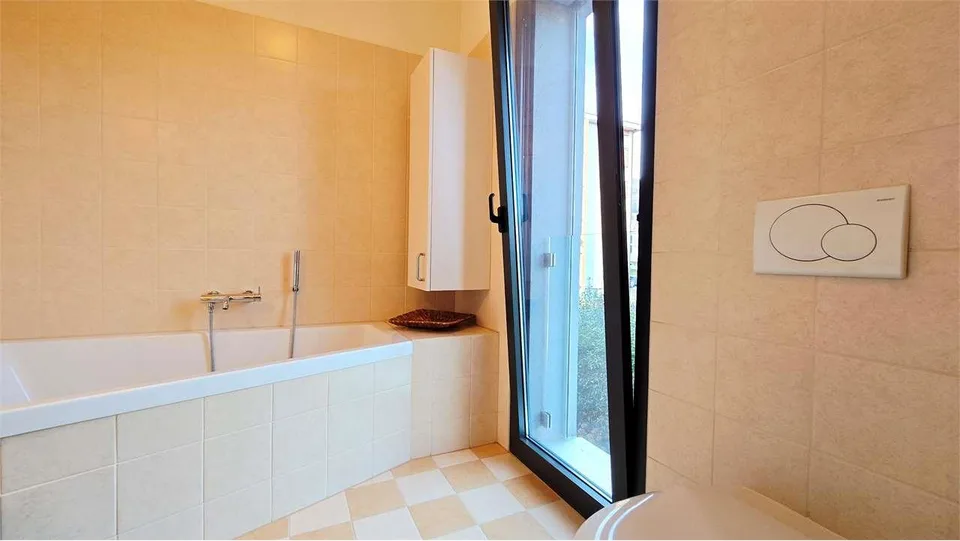 3.5 locali con possibilità di residenza secondaria – Foto 12 von 13