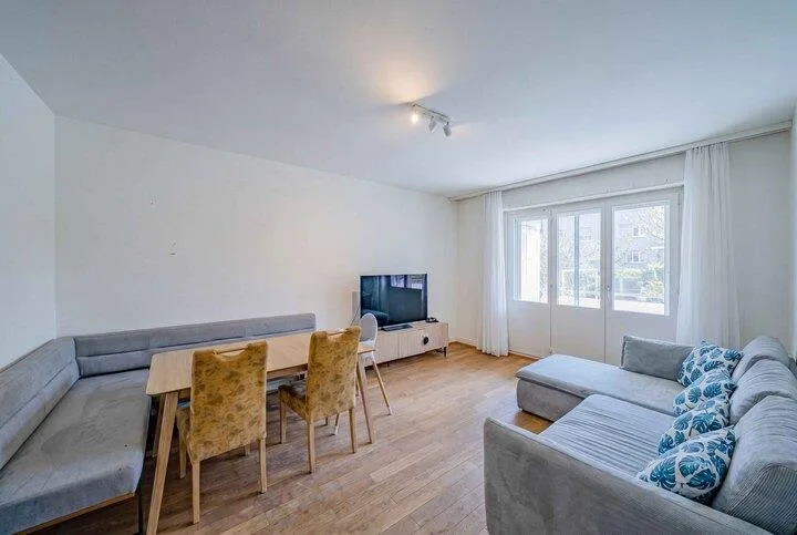 CITY-CHANCE IN  BASEL-HIRZBRUNNEN:  MEHRFAMILIENHAUS MIT 4  EINHEITEN
