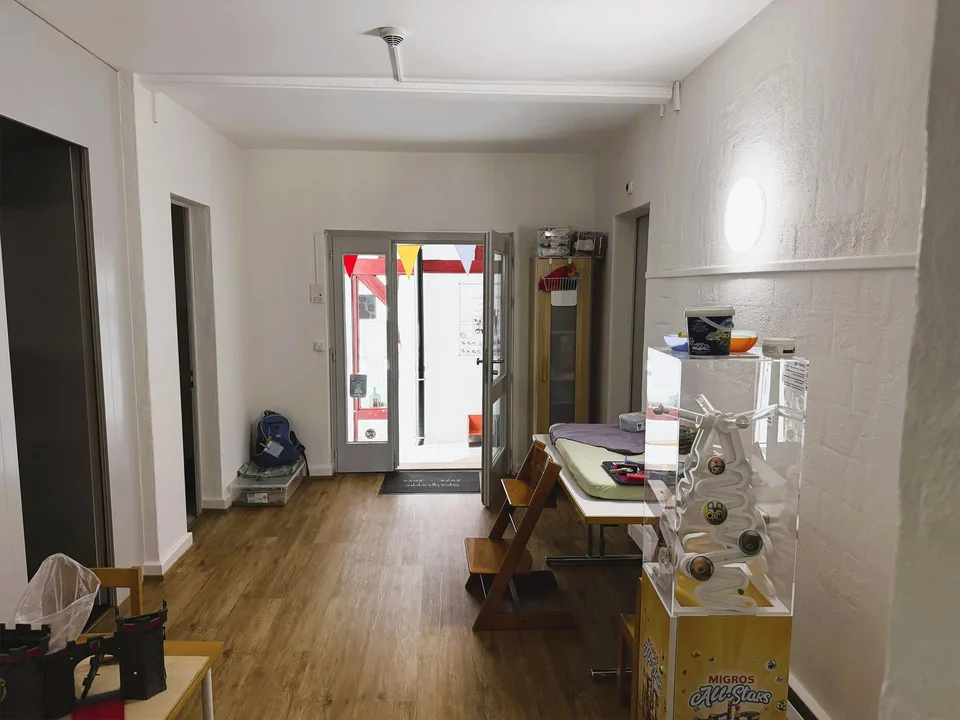 Grosszügiges Wohnhaus mit 2-3 Wohnungen und Ausbaupotential im Städtli