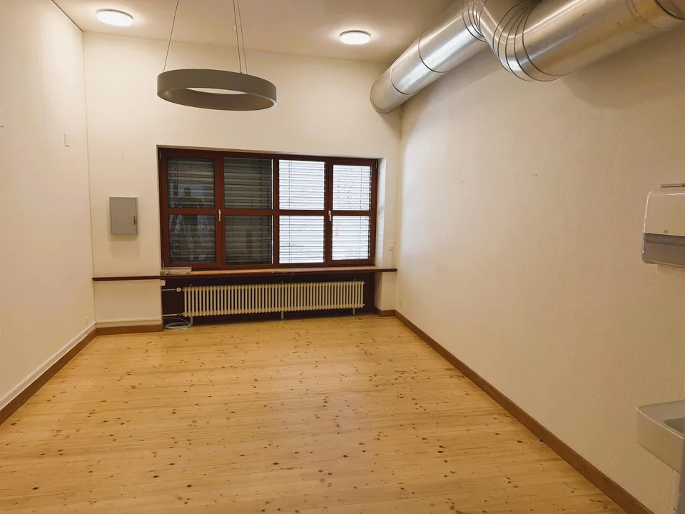 Grosszügiges Wohnhaus mit 2-3 Wohnungen und Ausbaupotential im Städtli