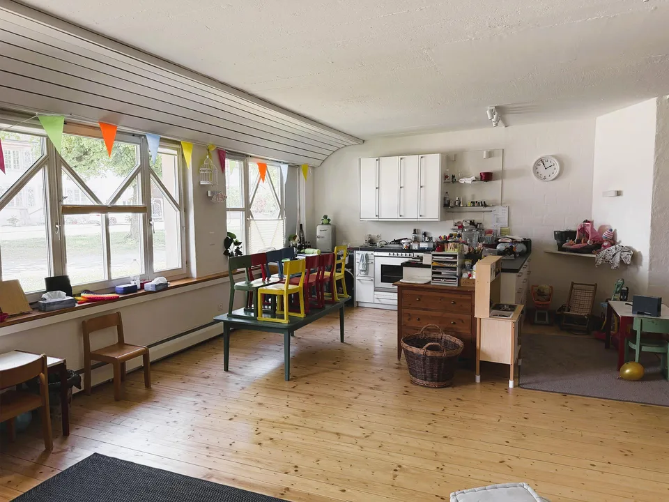 Grosszügiges Wohnhaus mit 2-3 Wohnungen und Ausbaupotential im Städtli