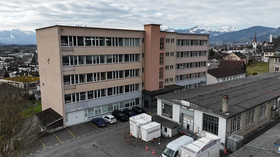 Hell. Modern. Flexibel. – Geschäftsflächen im GBR Rebstein