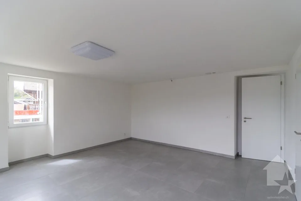 Immeuble de rendement de 4 appartements entièrement rénové en 2026