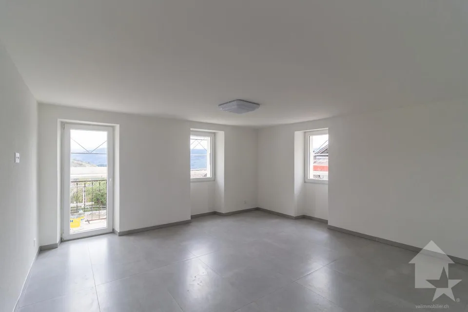 Immeuble de rendement de 4 appartements entièrement rénové en 2026