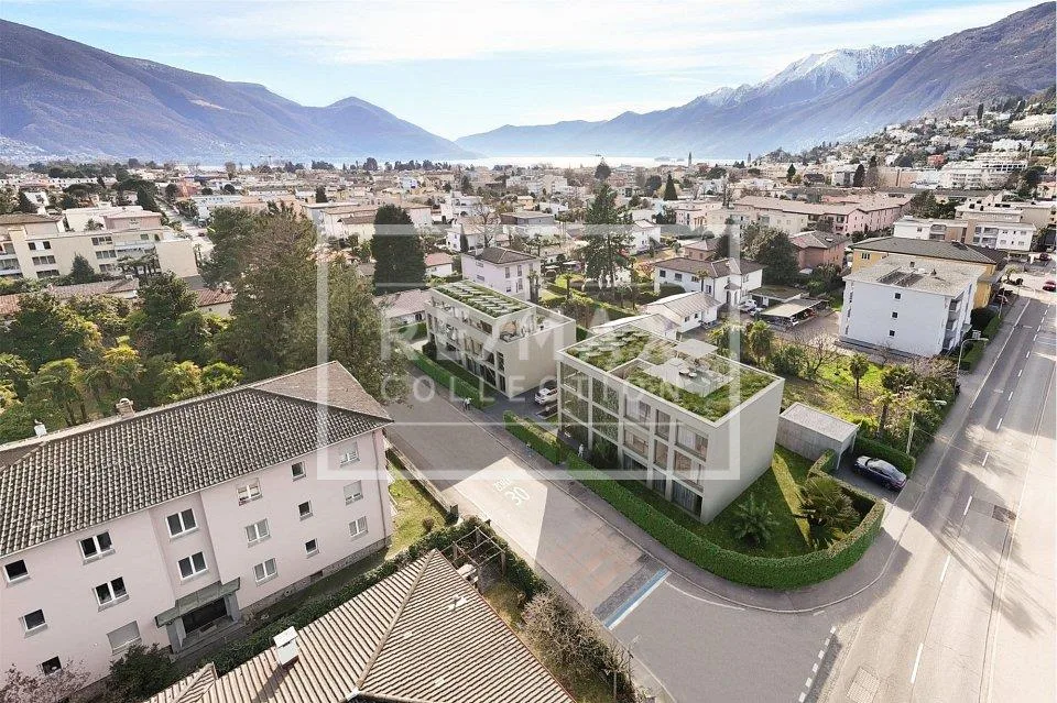 Investimento. Nuovo complesso residenziale con 3 appartamenti, comp...